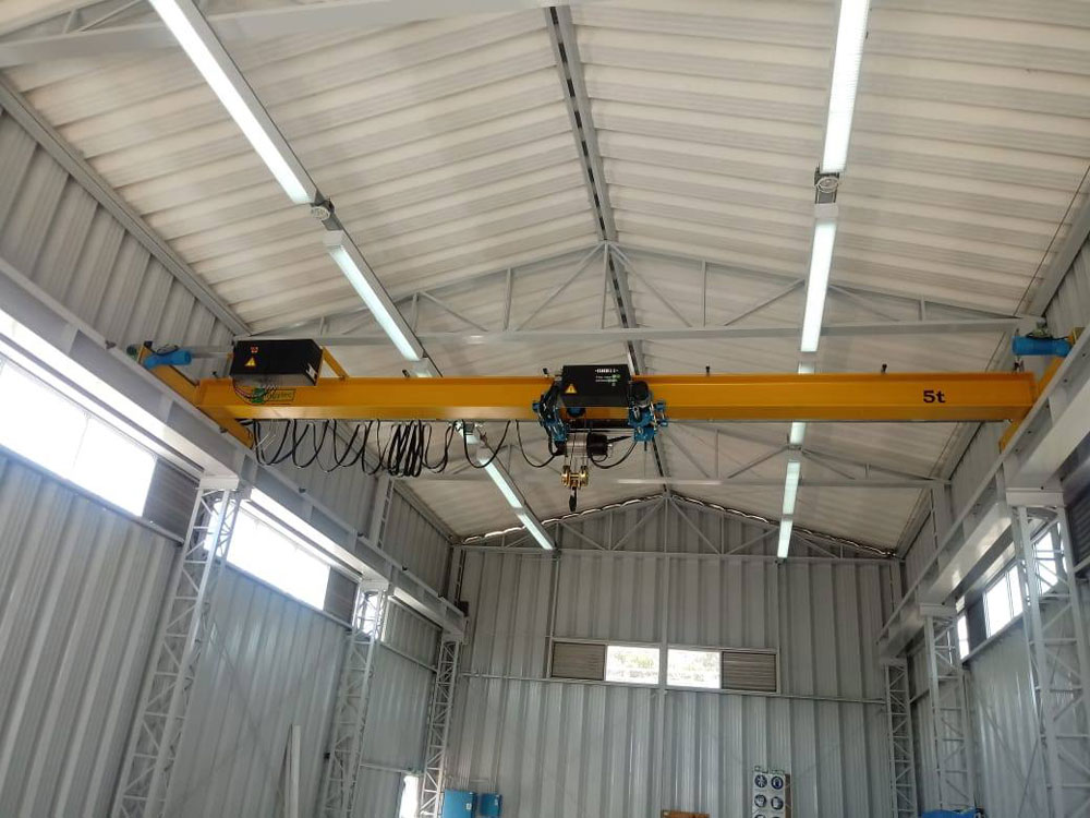 Cliente: Edenor / Pampa Energía. Capacidad: 5t. Cliente: Edenor / Pampa Energía. Capacidad: 5t.