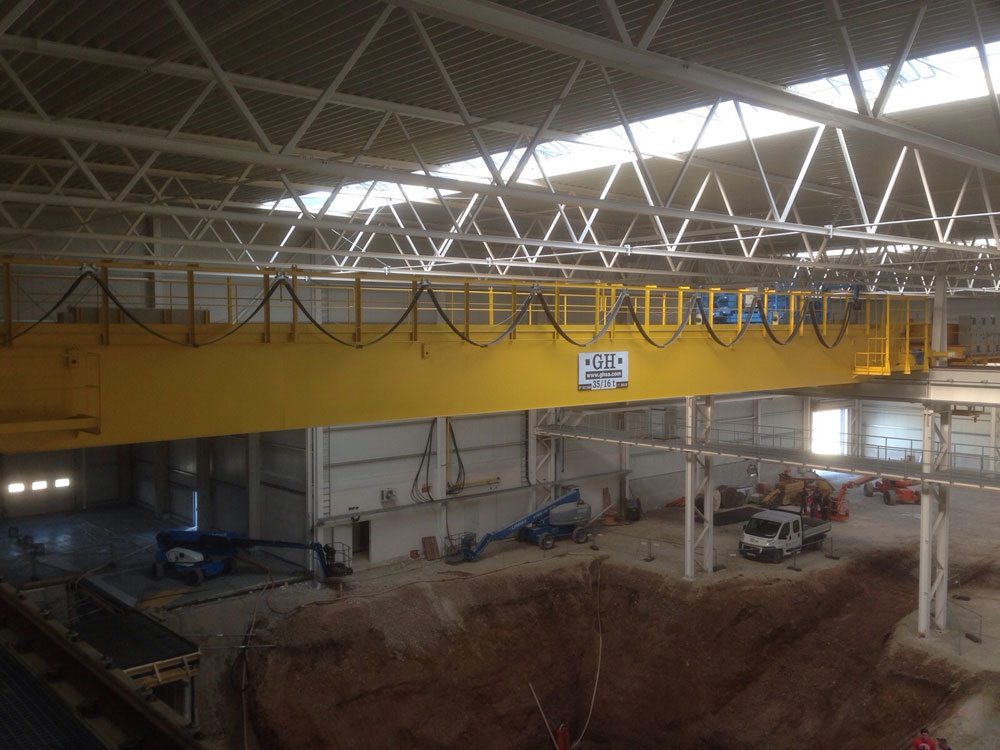 Cliente: Gonvarri. Capacidad: 35/16t. Cliente: Gonvarri. Capacidad: 35/16t.