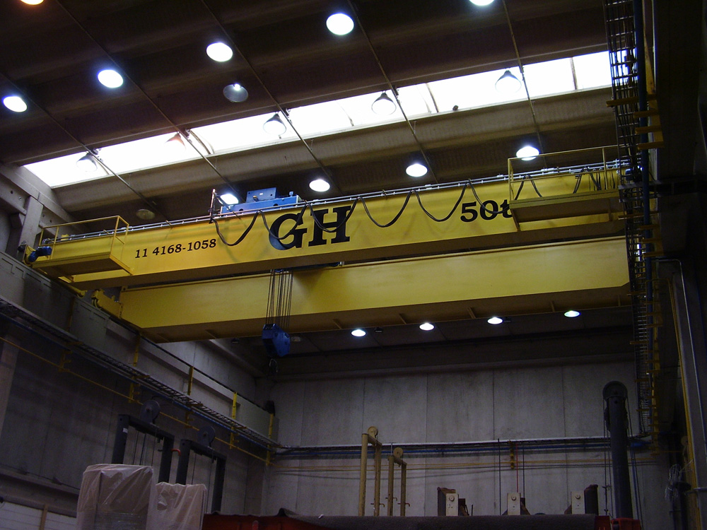 Grúa puente con polipasto de 50t de capacidad de elevación para cliente Siemens en Brasil. Grúa puente con polipasto de 50t de capacidad de elevación para cliente Siemens en Brasil.