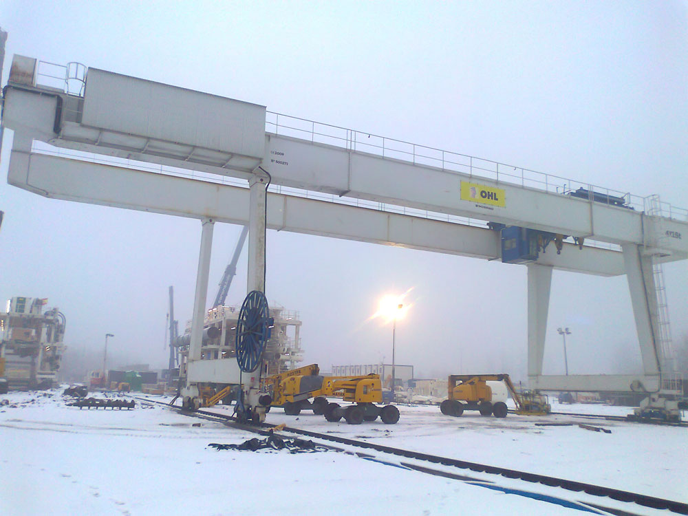 Goliath crane with several 15t hoists for OHL in Poland. Goliath crane with several 15t hoists for OHL in Poland.