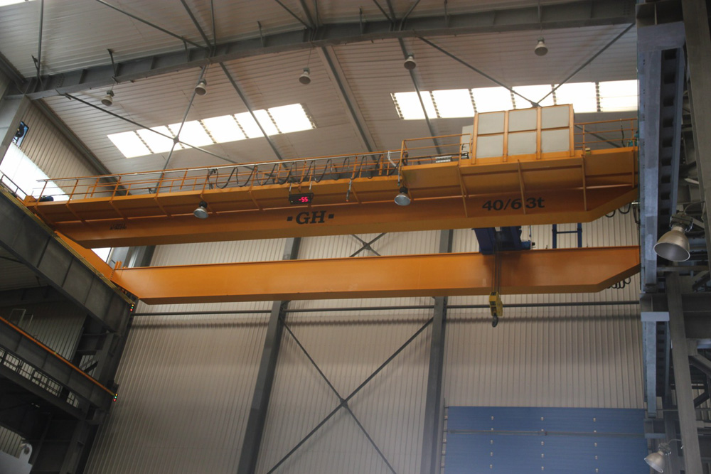 Grúa puente con polipasto de 40 y 63t de capacidad de elevación para el cliente Fagor Arrasate instalada en Kunshan (China). Grúa puente con polipasto de 40 y 63t de capacidad de elevación para el cliente Fagor Arrasate instalada en Kunshan (China).