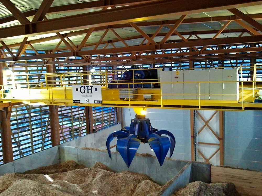 Grúa puente con un polipasto de 8t de capacidad de elevación para Biomasa en Noruega. Grúa puente con un polipasto de 8t de capacidad de elevación para Biomasa en Noruega.