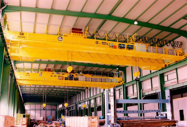 Instalación de varias grúas GH CRANES & COMPONENTS, de diferentes capacidades, para el sector de papeleras. Saika. Instalación de varias grúas GH CRANES & COMPONENTS, de diferentes capacidades, para el sector de papeleras. Saika.